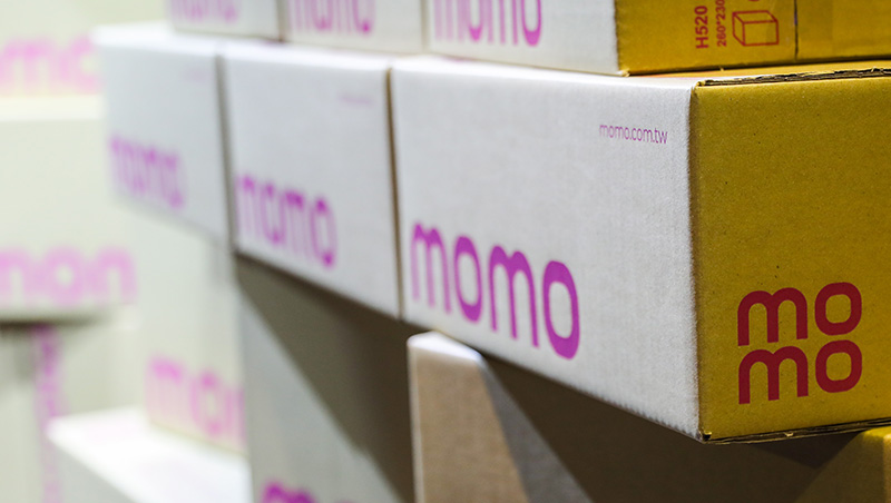 momo「倒貼」也要你入會？月收25元送50點挑戰蝦皮、酷澎，真正目標竟在AI